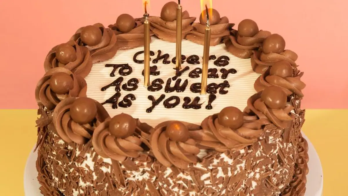 Cake Box – eggless cake shop in Colchester town centre